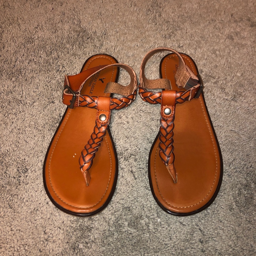 American Eagle brown sandals size 8